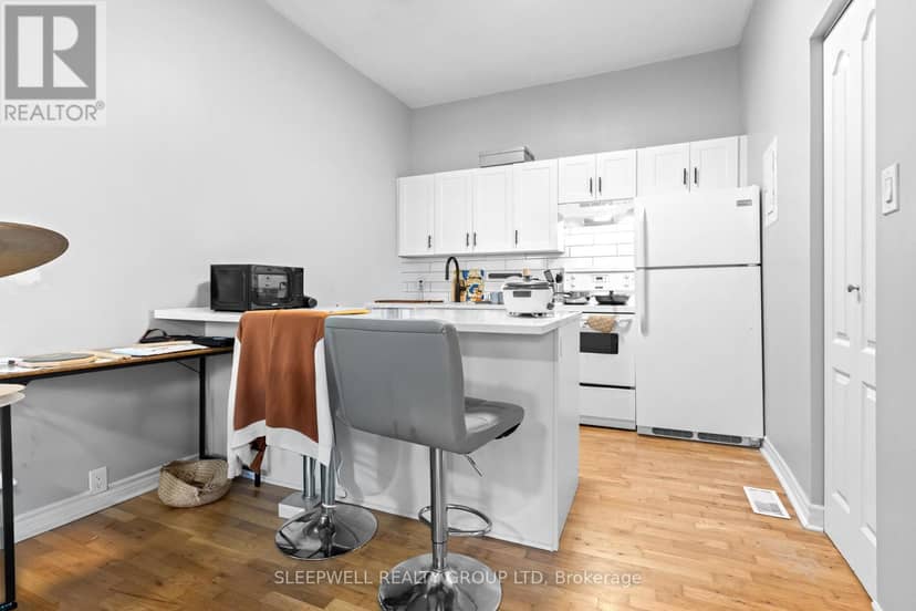 389 Daly Avenue — photo 25 of 37
