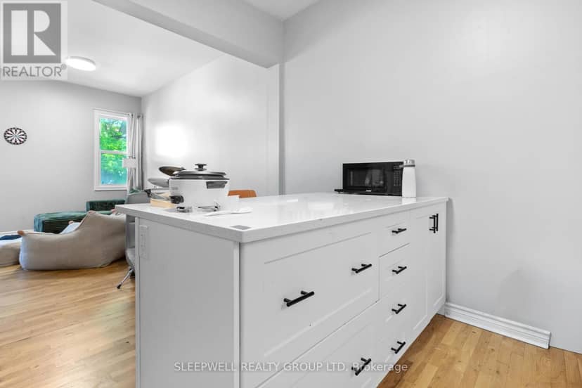 389 Daly Avenue — photo 26 of 37