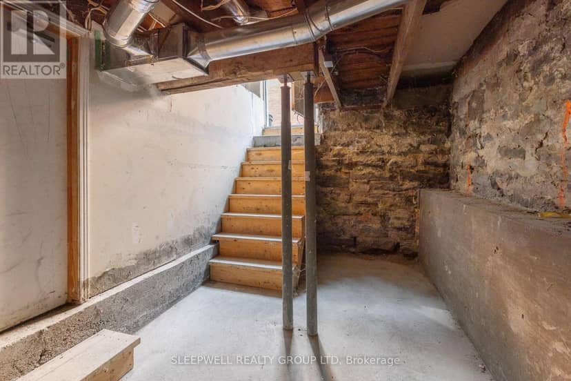 389 Daly Avenue — photo 34 of 37