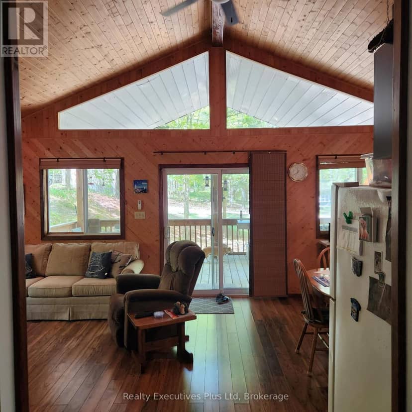 12 Waagosh Miikans Lane — photo 10 of 25