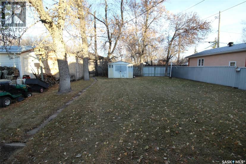 175 6th AVENUE W — photo 25 of 29