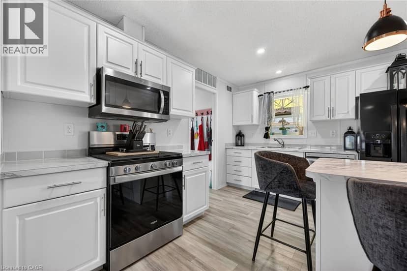 29 HICKORY Hollow — photo 9 of 40