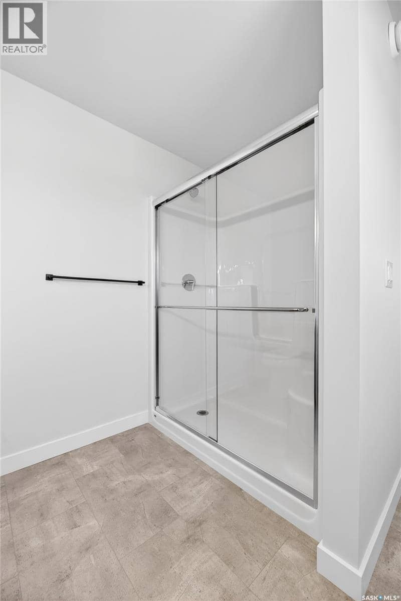 4 830 Brighton BOULEVARD — photo 19 of 28