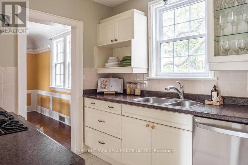 5170 King Street — photo 15 of 40