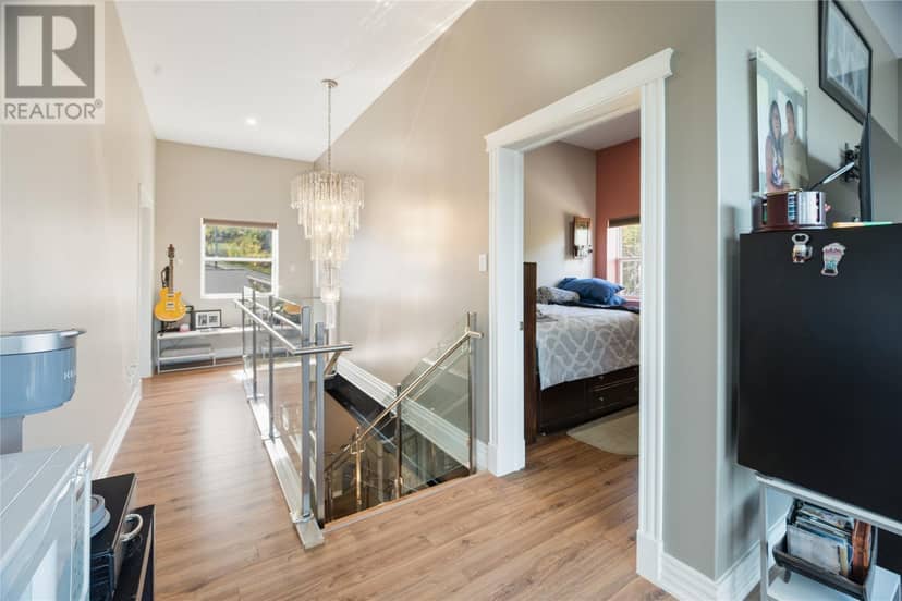 60 Briens Road — photo 18 of 40