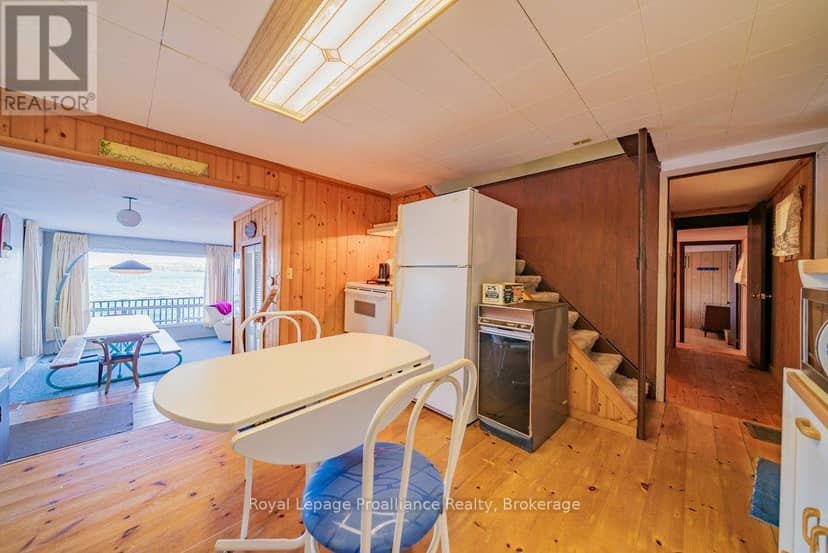 103 North Mazinaw Road — photo 10 of 40