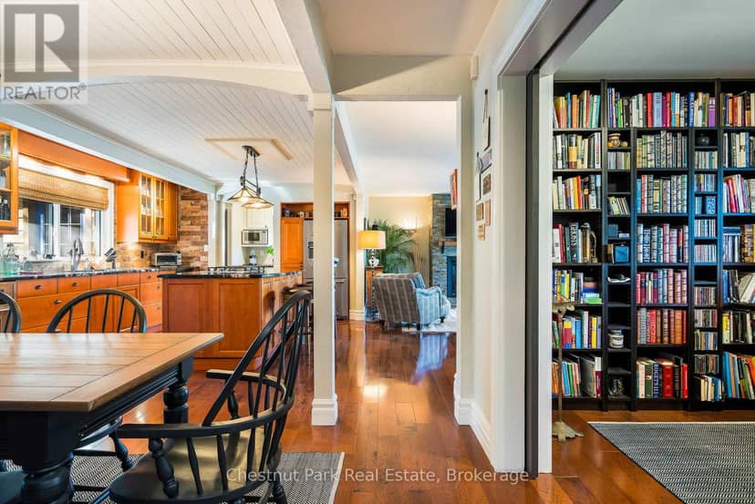 72 Campbell Street — photo 24 of 40
