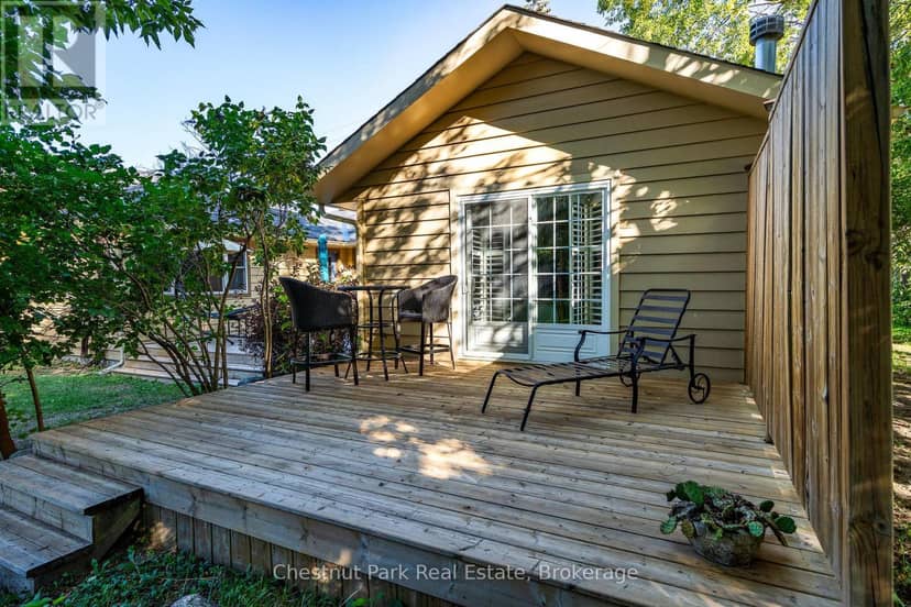 72 Campbell Street — photo 8 of 40