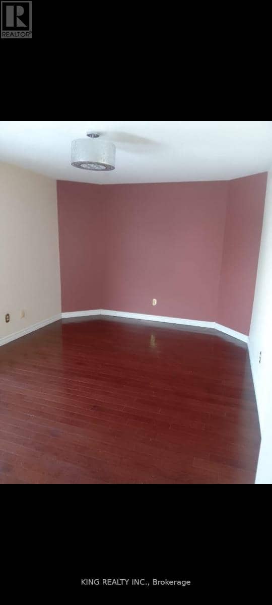 139 Livingstone Street — photo 11 of 19