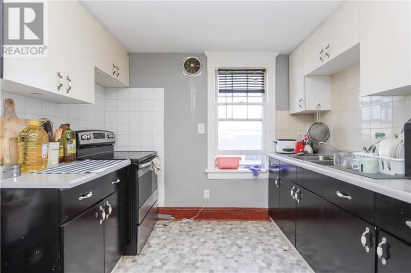 257 Oak Street — photo 21 of 40