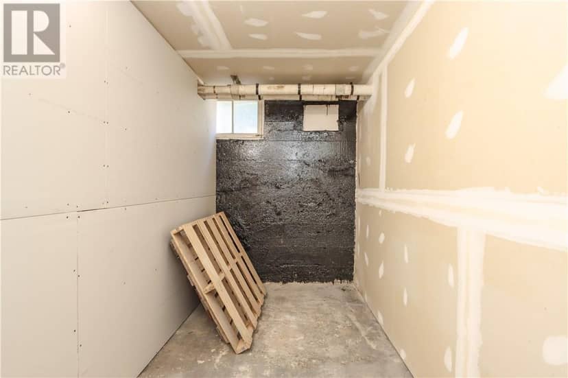 257 Oak Street — photo 38 of 40
