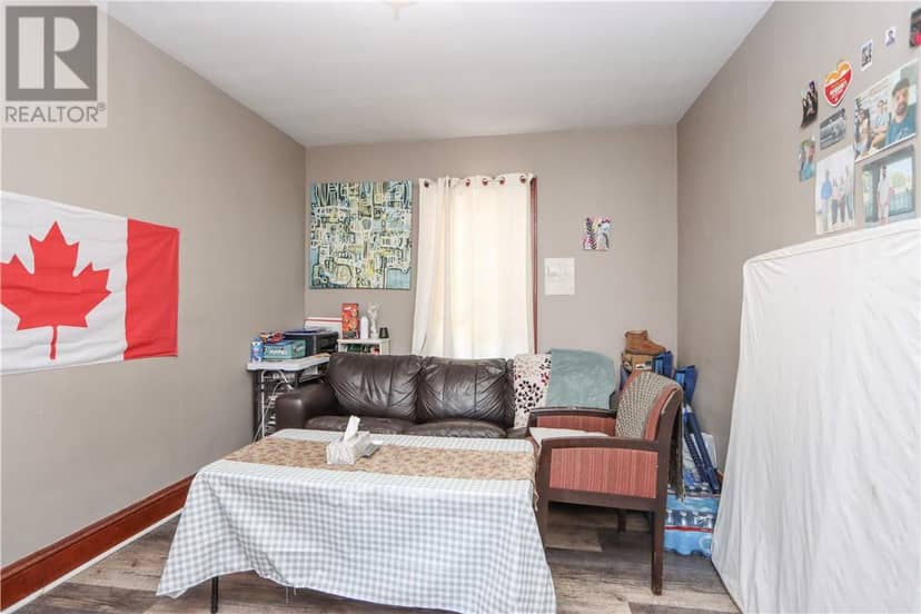 257 Oak Street — photo 7 of 40