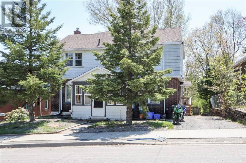257 Oak Street — photo 3 of 40