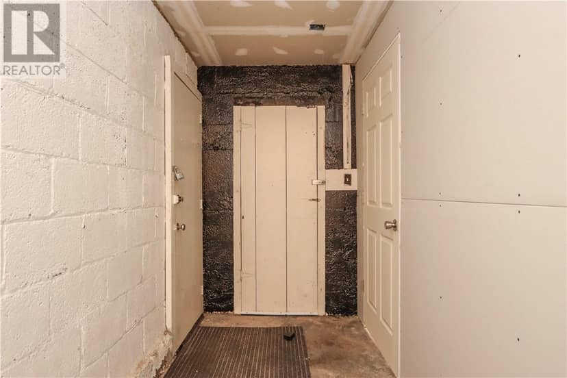 257 Oak Street — photo 35 of 40