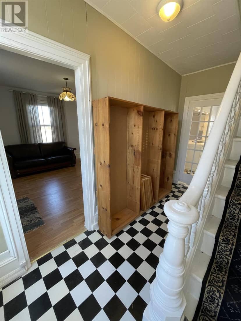 41044 RTE 2 WESTERN Road — photo 23 of 40