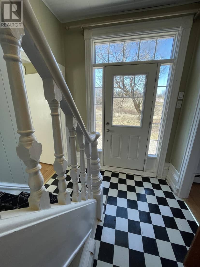 41044 RTE 2 WESTERN Road — photo 21 of 40