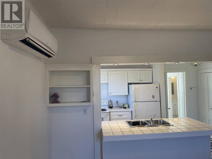 41044 RTE 2 WESTERN Road — photo 13 of 40