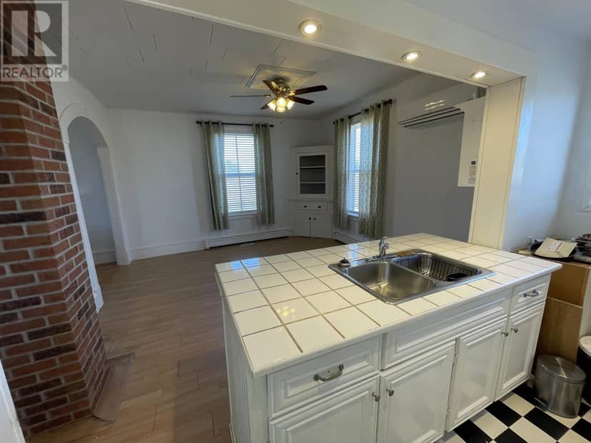 41044 RTE 2 WESTERN Road — photo 7 of 40