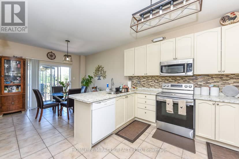 23 Roundstone Drive — photo 14 of 40