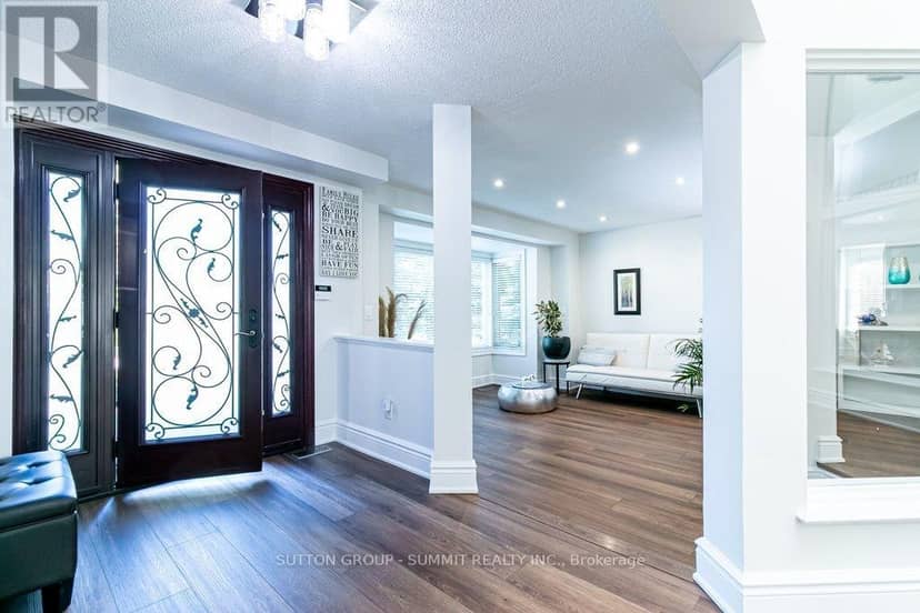 3739 St. Laurent Court — photo 4 of 40
