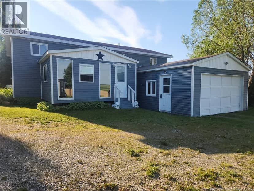 469 St-Amand Road, Saint-André