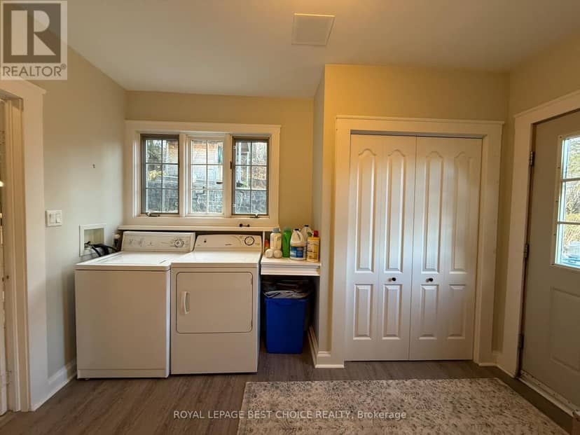646 Lakeshore Road S — photo 9 of 40