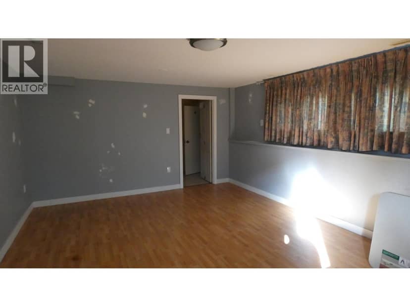 8391 11TH AVENUE, Burnaby, photo 4