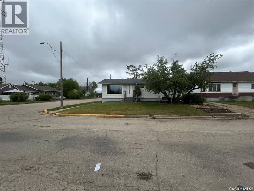 202 2nd STREET W, Carrot River, photo 2