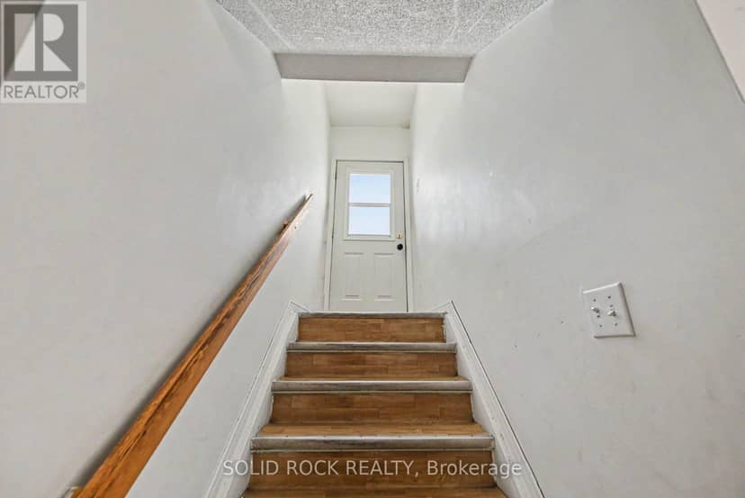 530 Mario Street — photo 12 of 19