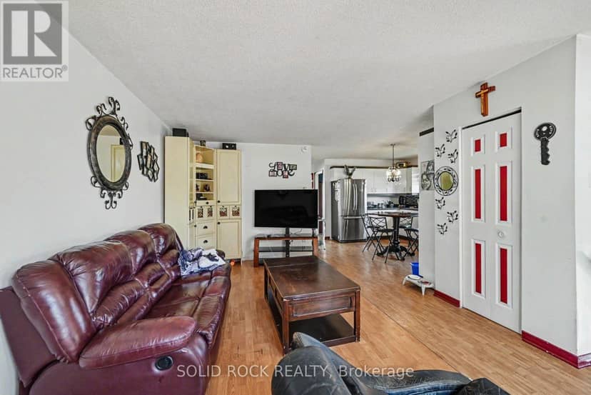 530 Mario Street — photo 4 of 19