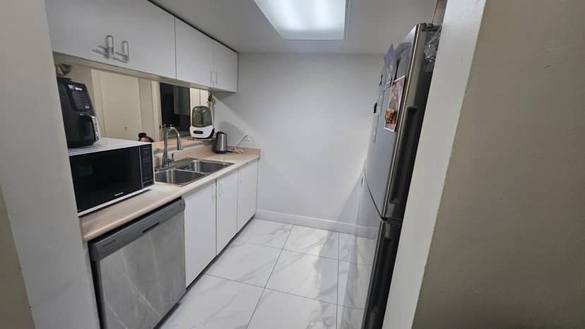 1206 10523 UNIVERSITY DRIVE, Surrey, photo 4