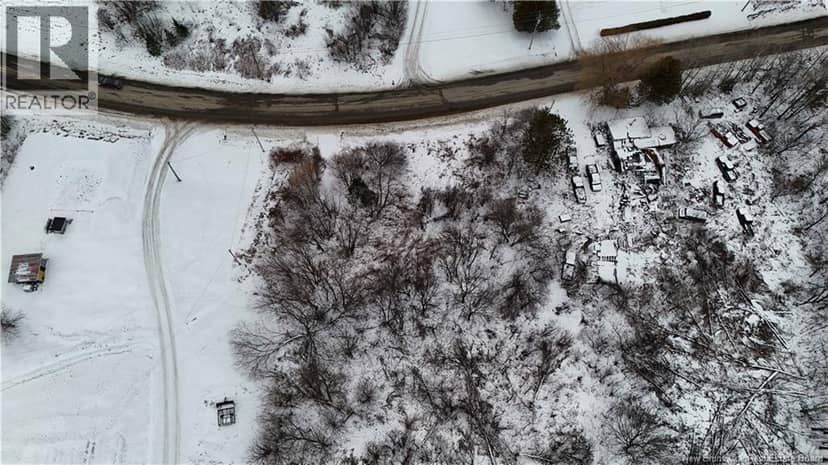Lot Route 105 — photo 6 of 8