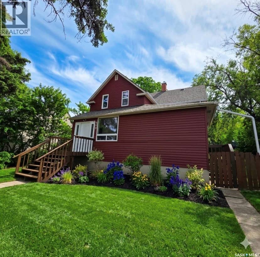 469 19th STREET E, Prince Albert, photo 2