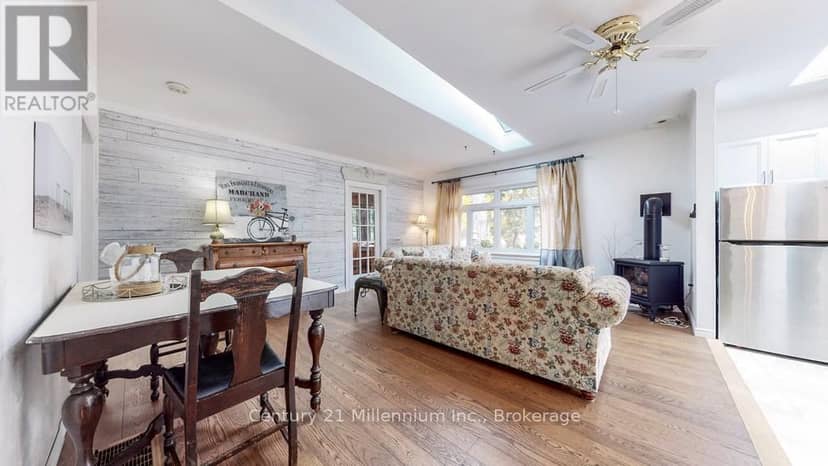 19 Hastings Avenue — photo 16 of 32