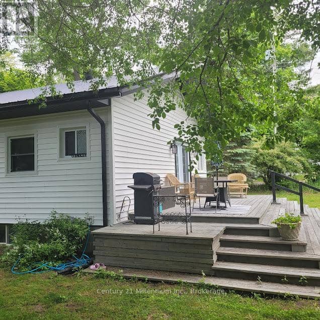 19 Hastings Avenue — photo 30 of 32
