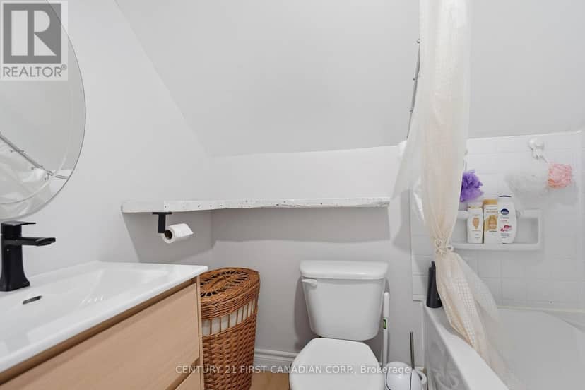 8073 Francis Street — photo 20 of 31