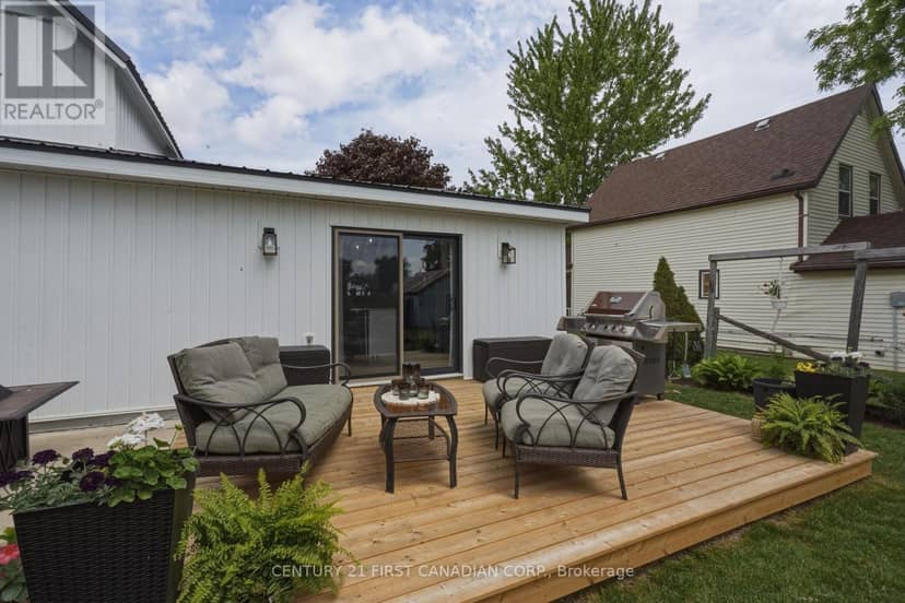 8073 Francis Street — photo 28 of 31