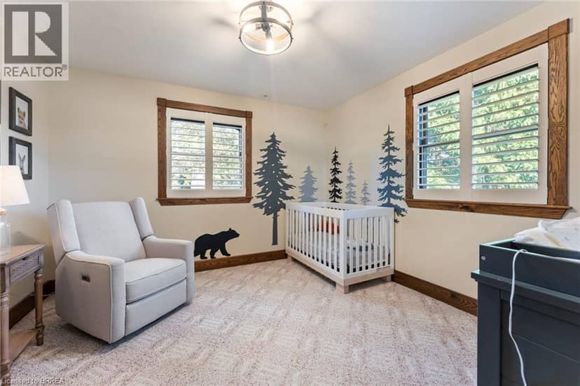 182 GOVERNORS Road E — photo 16 of 40