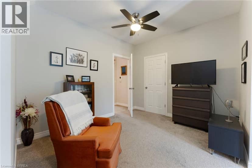 182 GOVERNORS Road E — photo 30 of 40