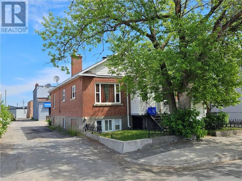 260 King Street — photo 2 of 12