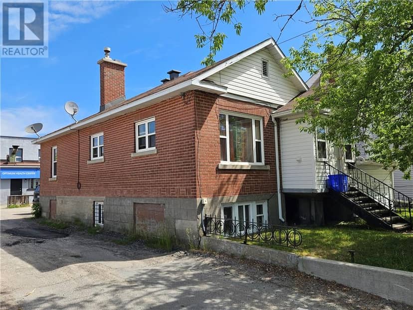 260 King Street — photo 3 of 12