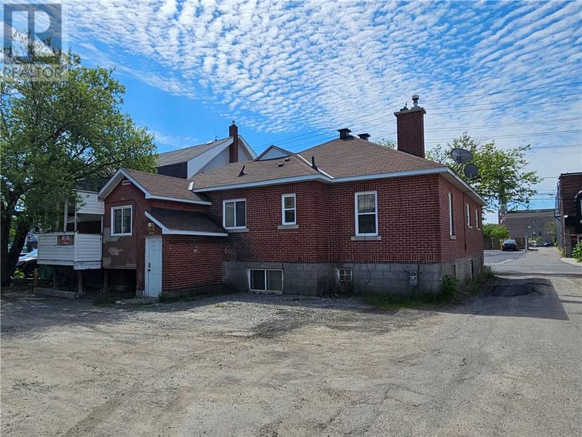260 King Street — photo 6 of 12