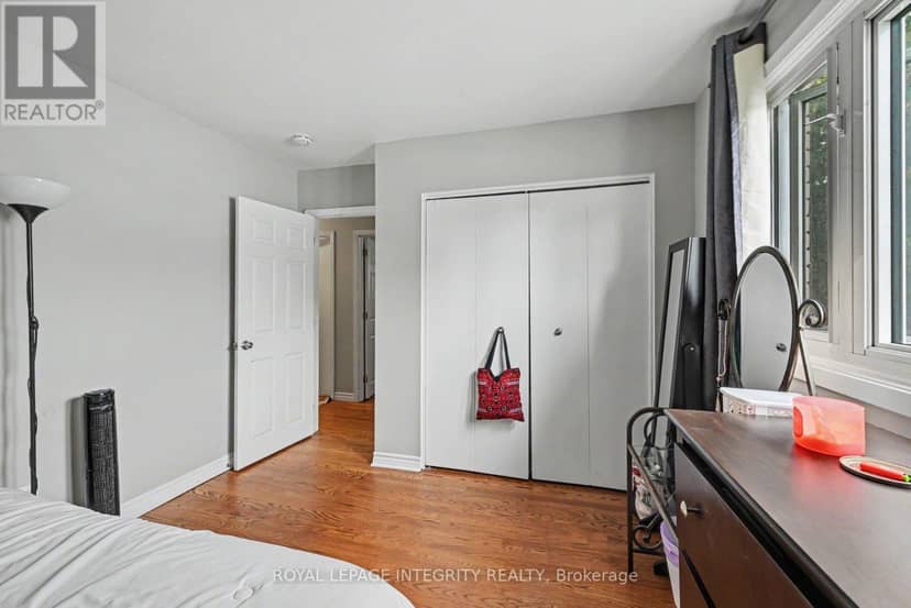 104 Viewmount Drive — photo 12 of 34