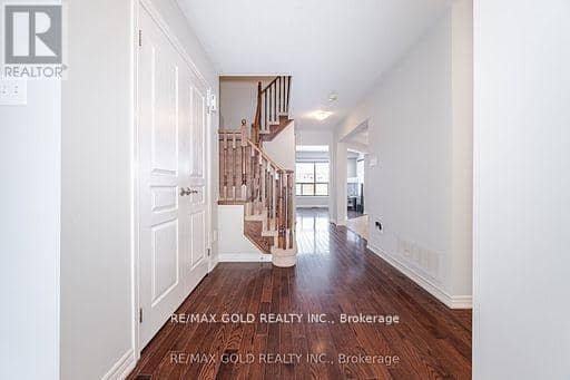 85 Anderson Road — photo 7 of 37