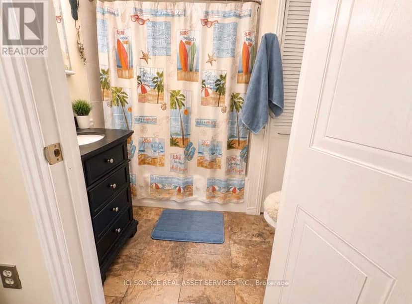 126 Pinecrest Avenue — photo 14 of 40