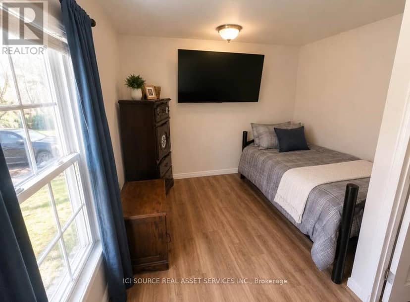 126 Pinecrest Avenue — photo 18 of 40