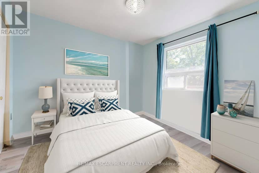 17 - 2373 King Street E — photo 10 of 12