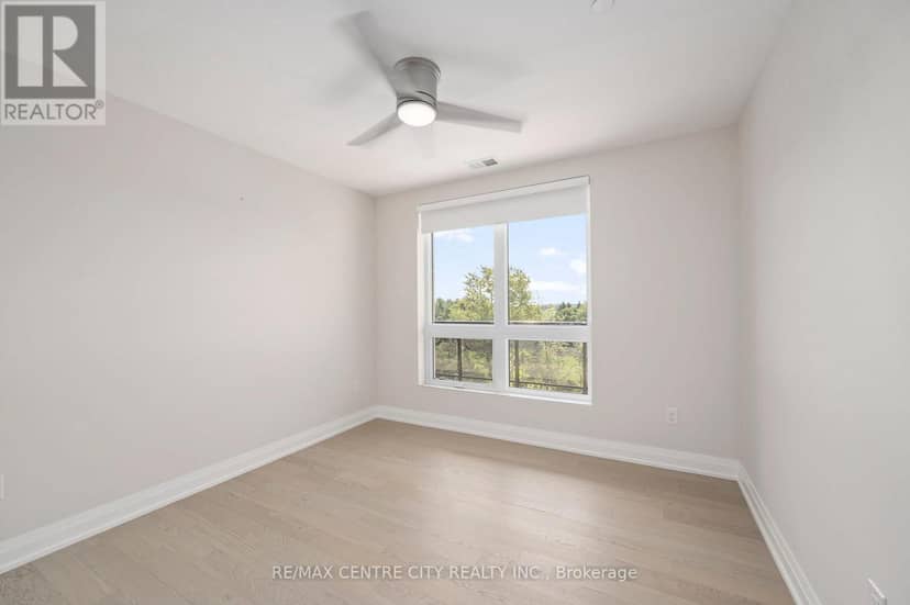 404 - 1975 Fountain Grass Drive — photo 18 of 36