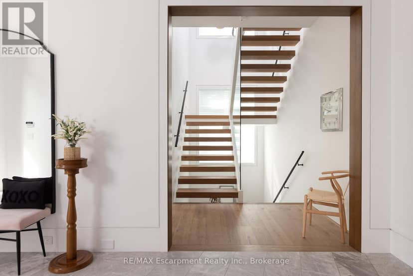 129 Wolfdale Avenue — photo 16 of 40