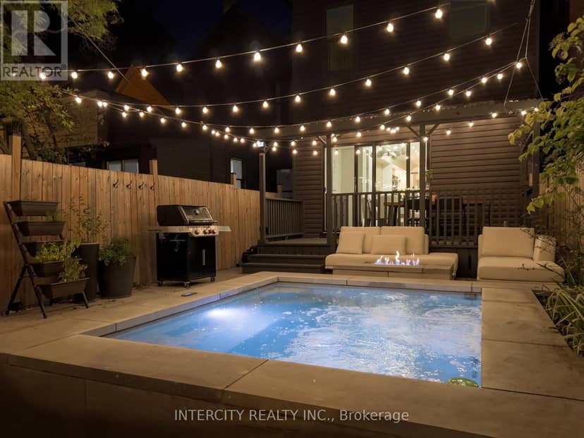 92 Dagmar Avenue — photo 10 of 21
